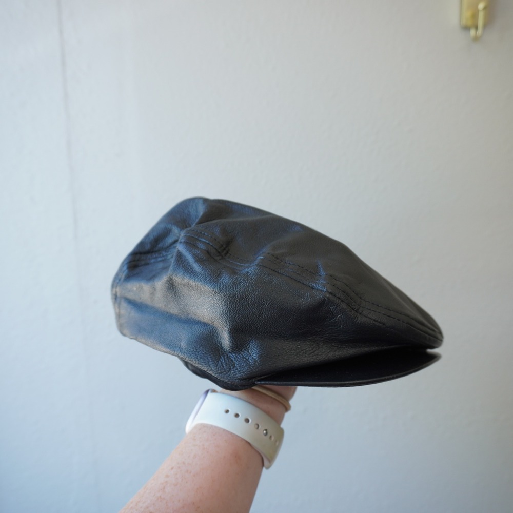 Vintage Men's Leather Flat Cap Black Excellent Newsboy Ivy Hat Size Medium